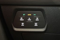 valkoinen CUPRA Formentor 2022 kuva 35.