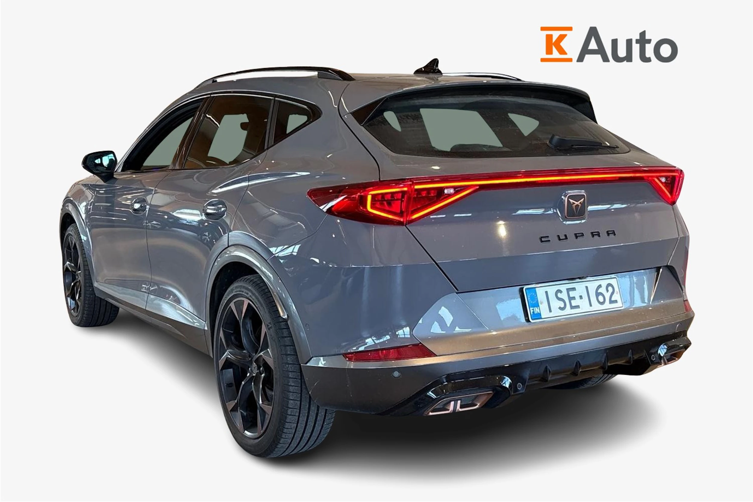 harmaa CUPRA Formentor 2023 kuva 2.