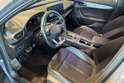 harmaa CUPRA Formentor 2023 kuva 3.