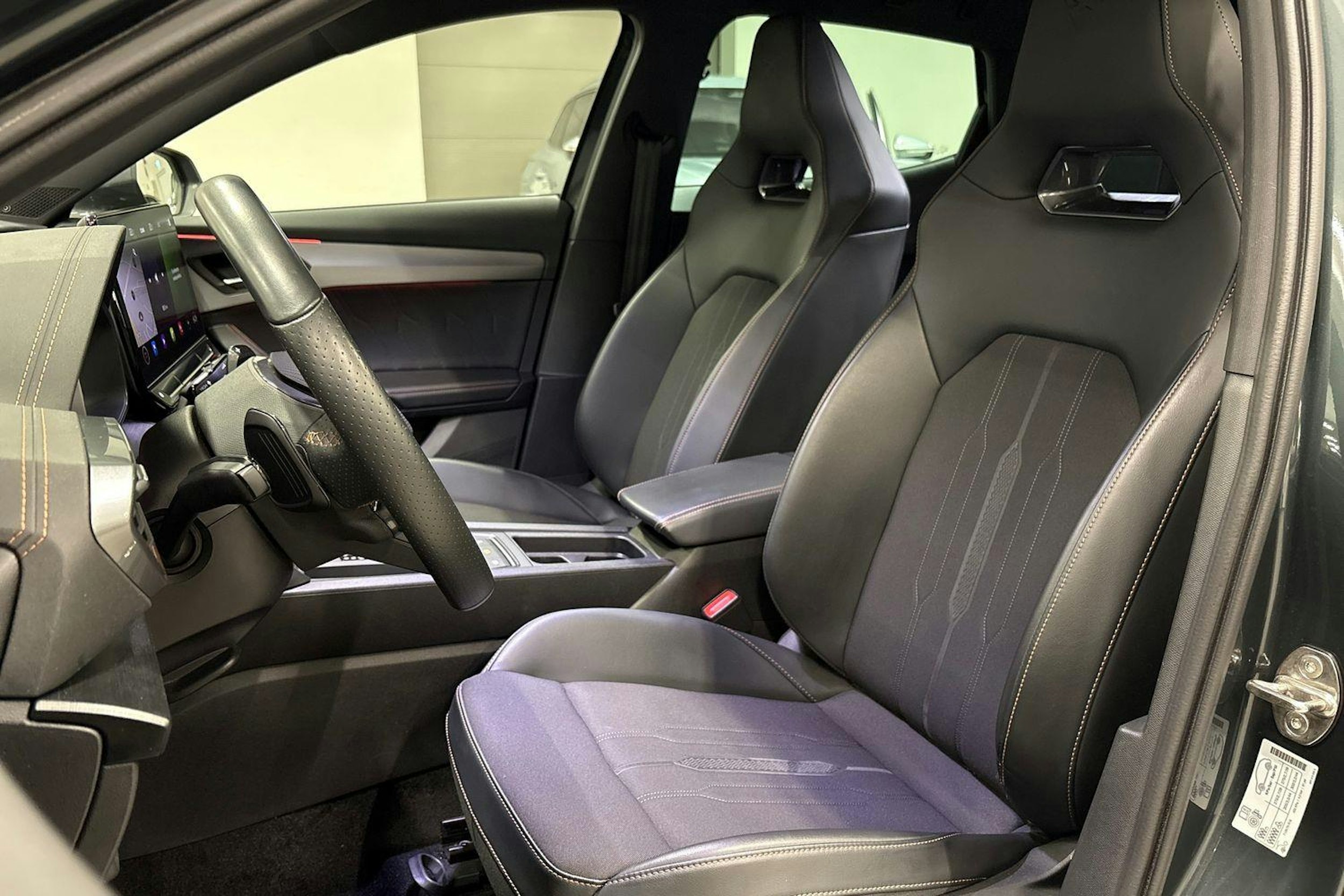 vihreä CUPRA Formentor 2022 kuva 11.