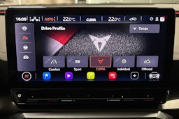 vihreä CUPRA Formentor 2022 kuva 13.