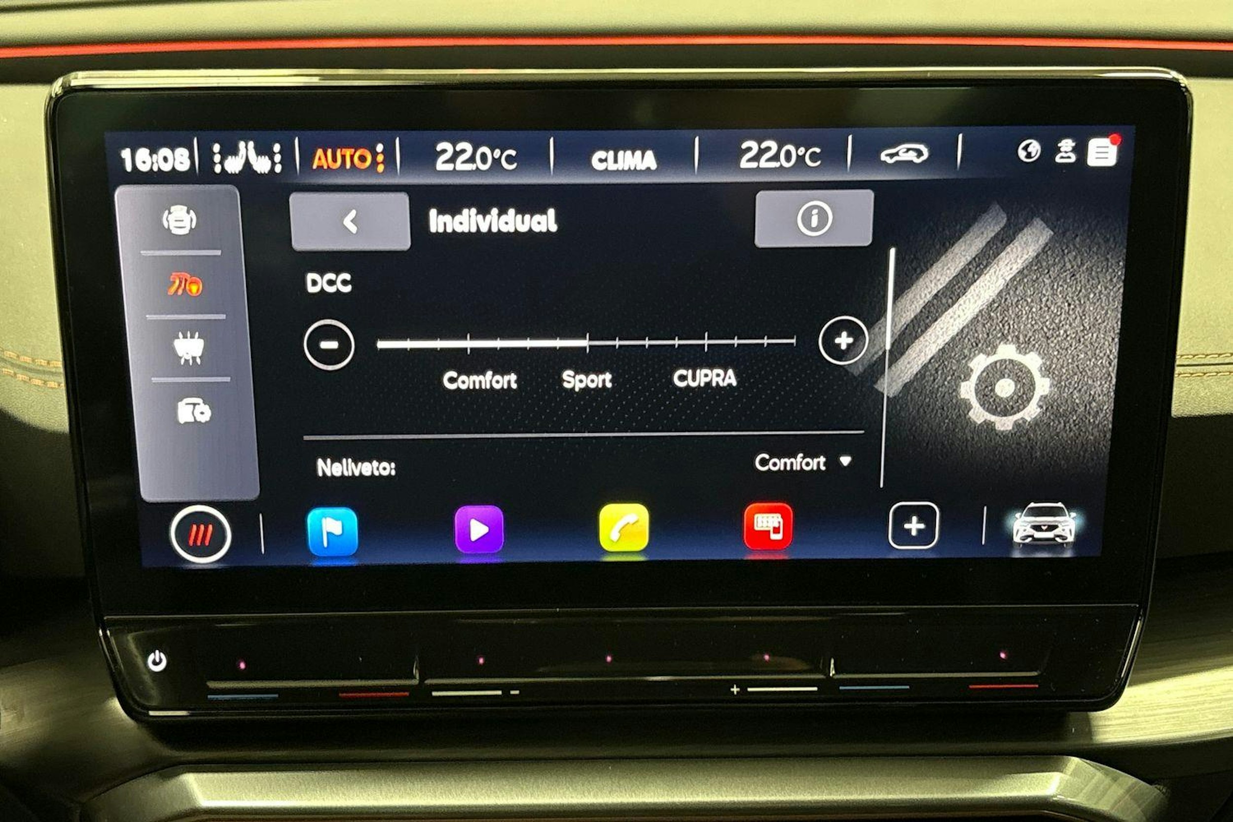 vihreä CUPRA Formentor 2022 kuva 14.