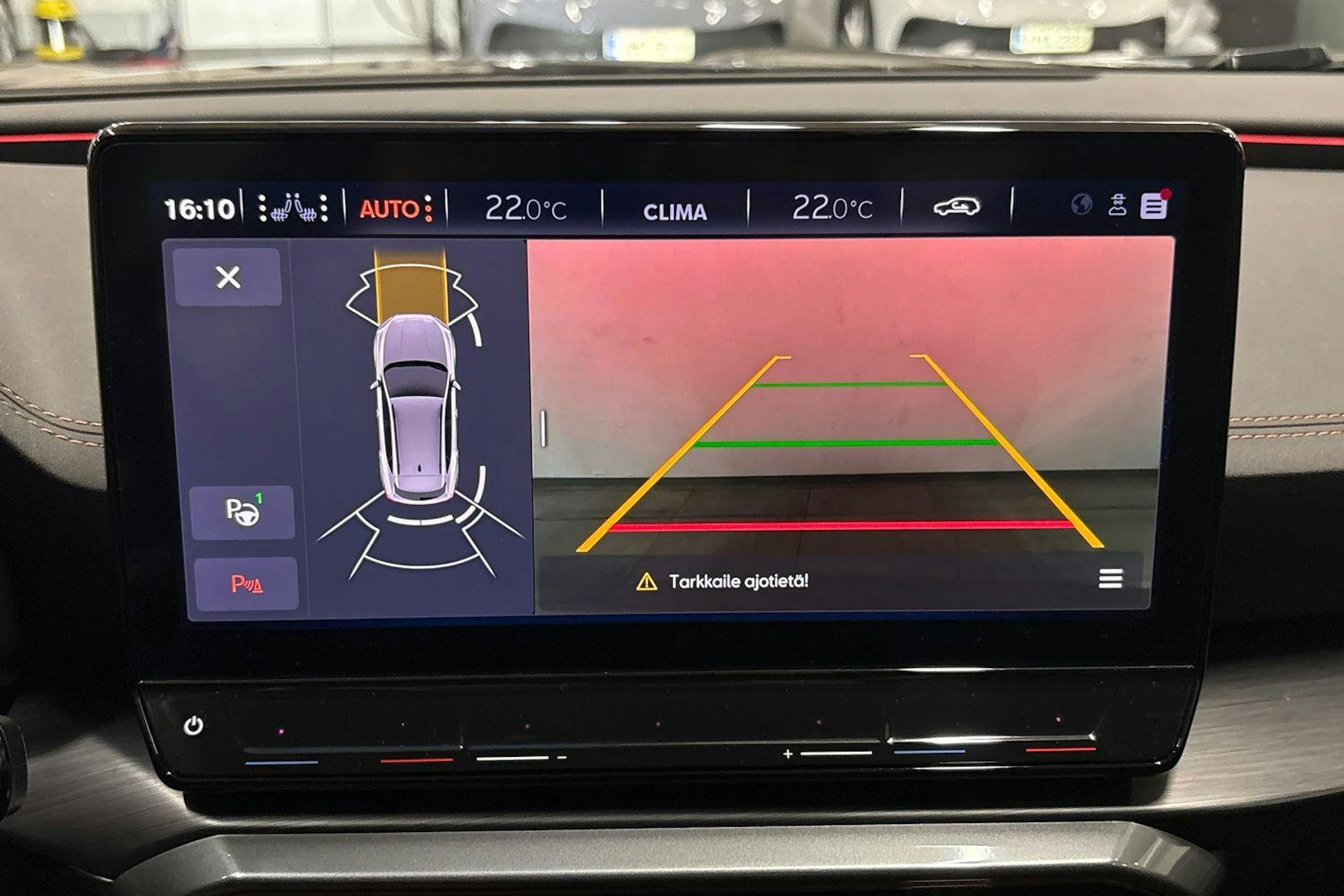 vihreä CUPRA Formentor 2022 kuva 15.