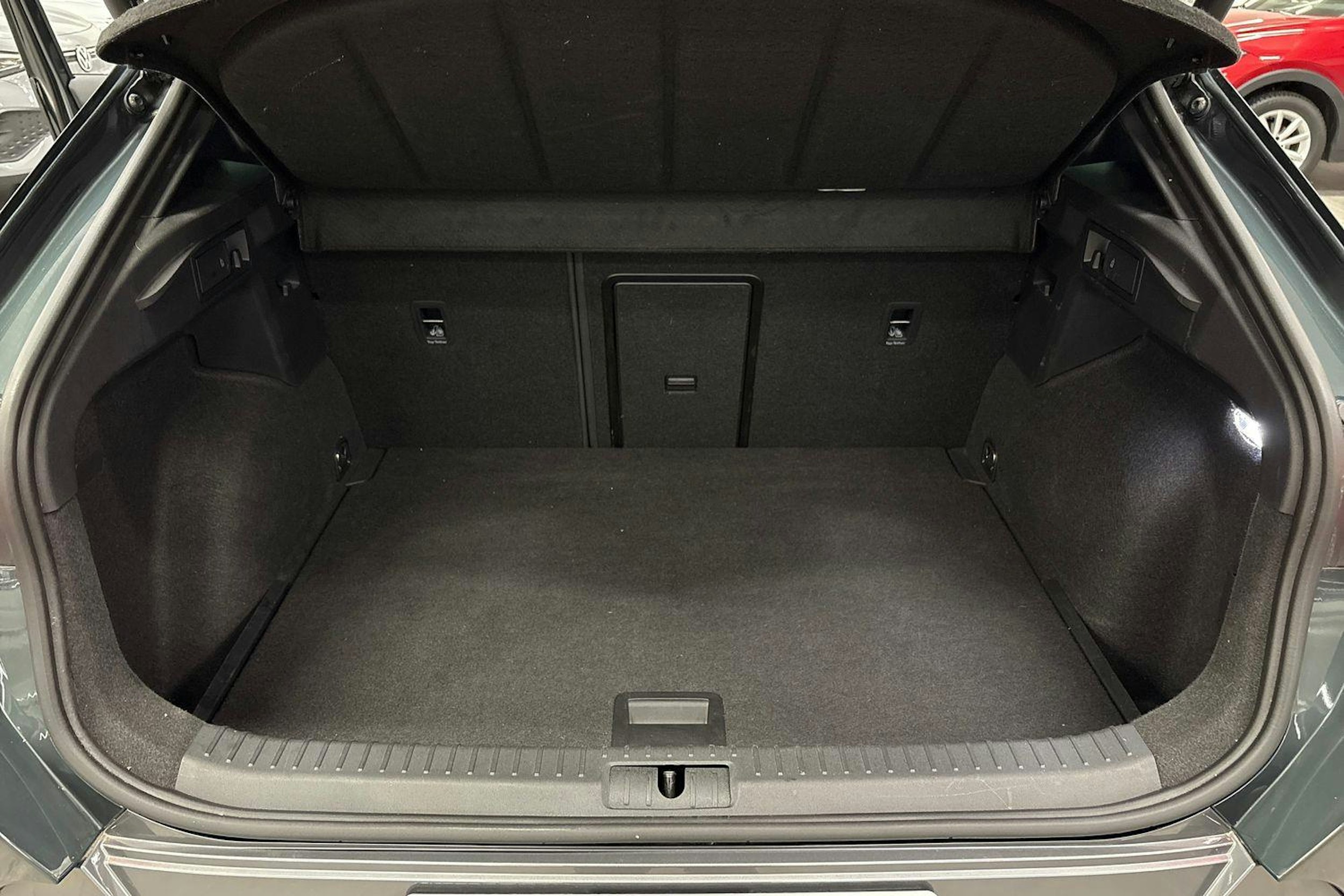 vihreä CUPRA Formentor 2022 kuva 16.