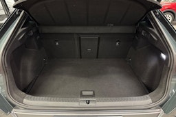 vihreä CUPRA Formentor 2022 kuva 16.