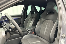 harmaa CUPRA Formentor 2022 kuva 29.