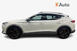 Valkoinen CUPRA Formentor 2022 kuva 6.