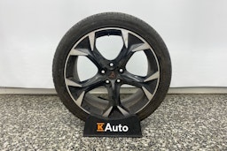 Valkoinen CUPRA Formentor 2022 kuva 13.