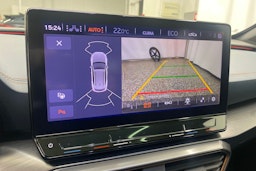 Valkoinen CUPRA Formentor 2022 kuva 24.