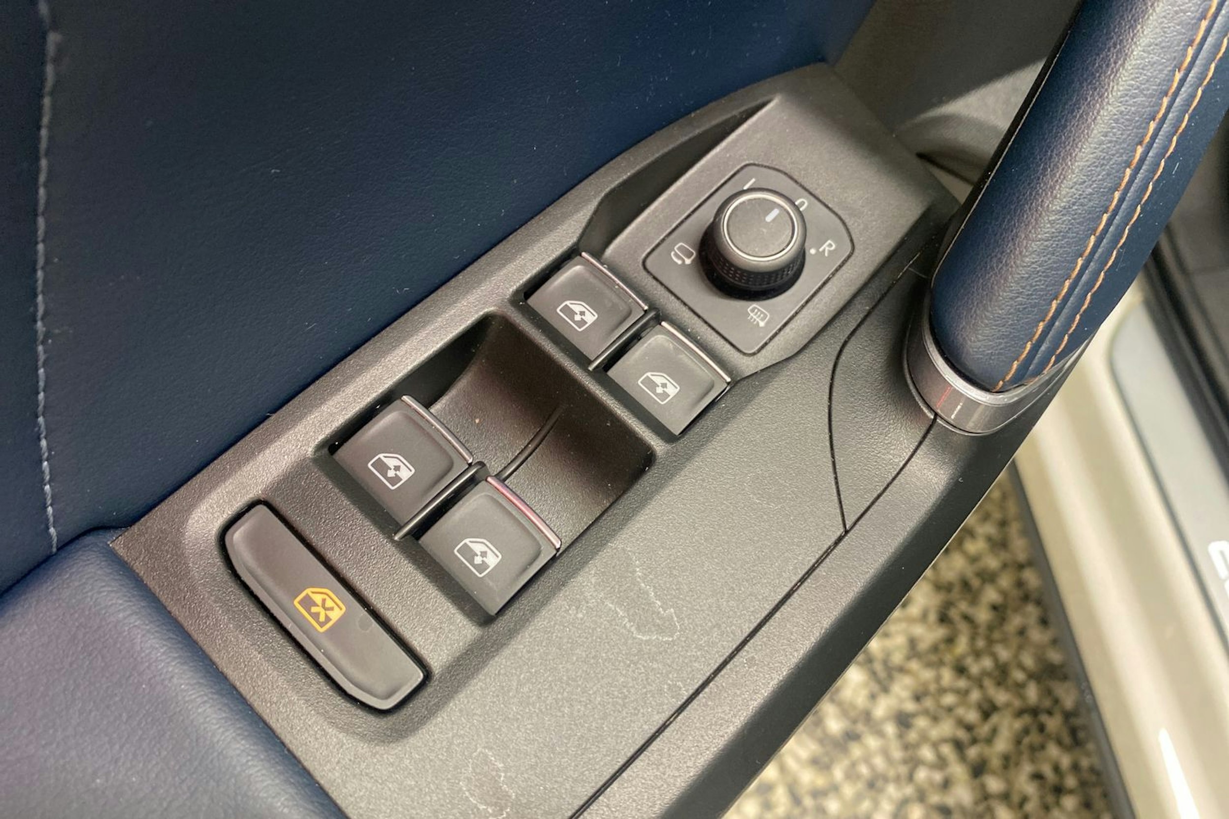 Valkoinen CUPRA Formentor 2022 kuva 29.