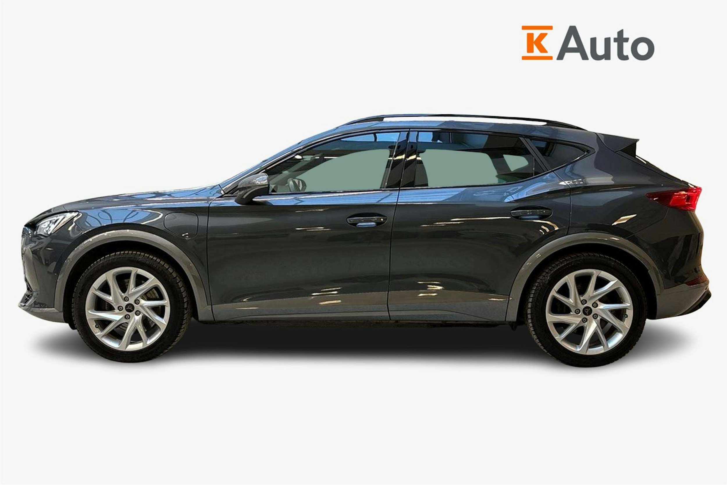 harmaa CUPRA Formentor 2022 kuva 5.