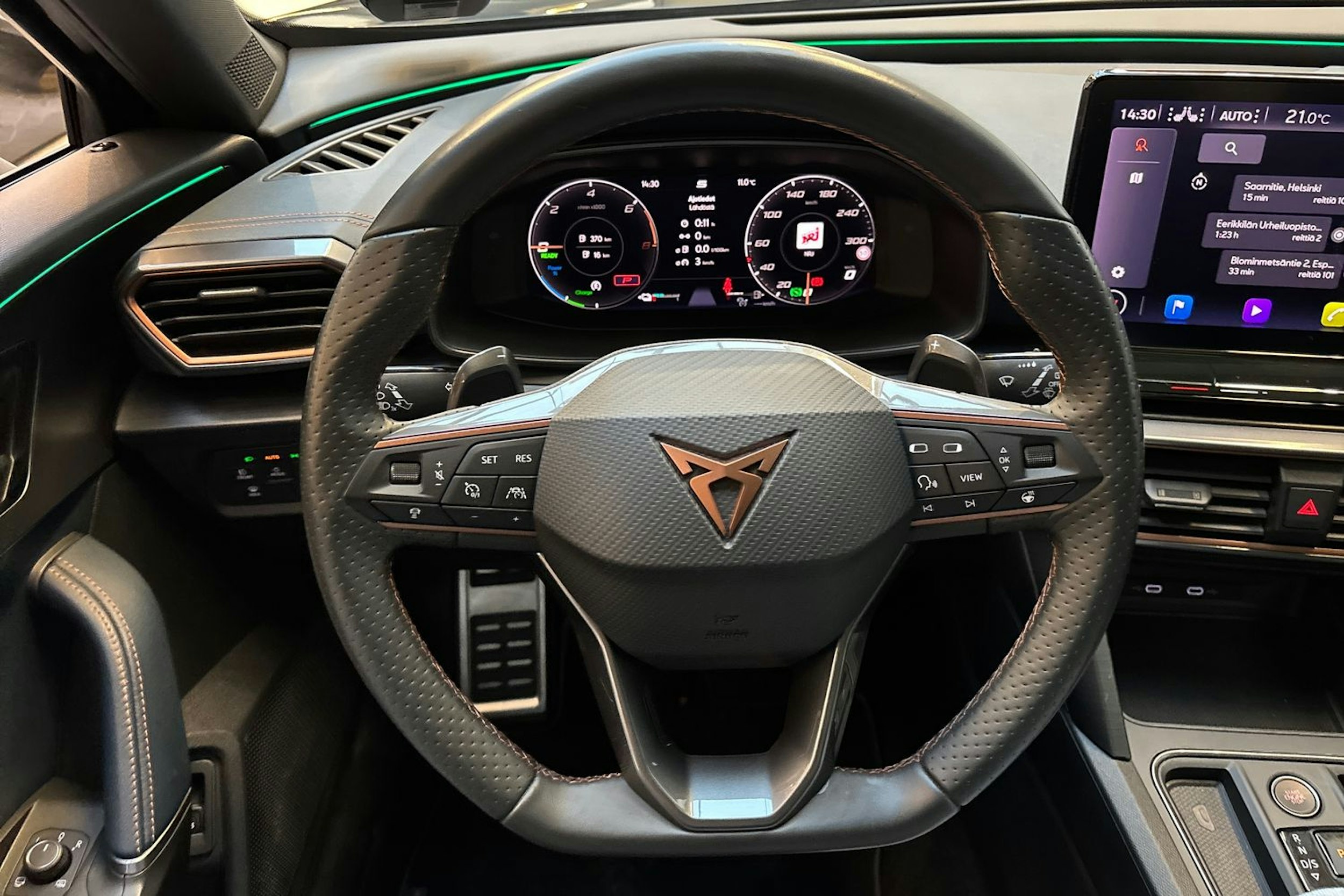 harmaa CUPRA Formentor 2022 kuva 11.