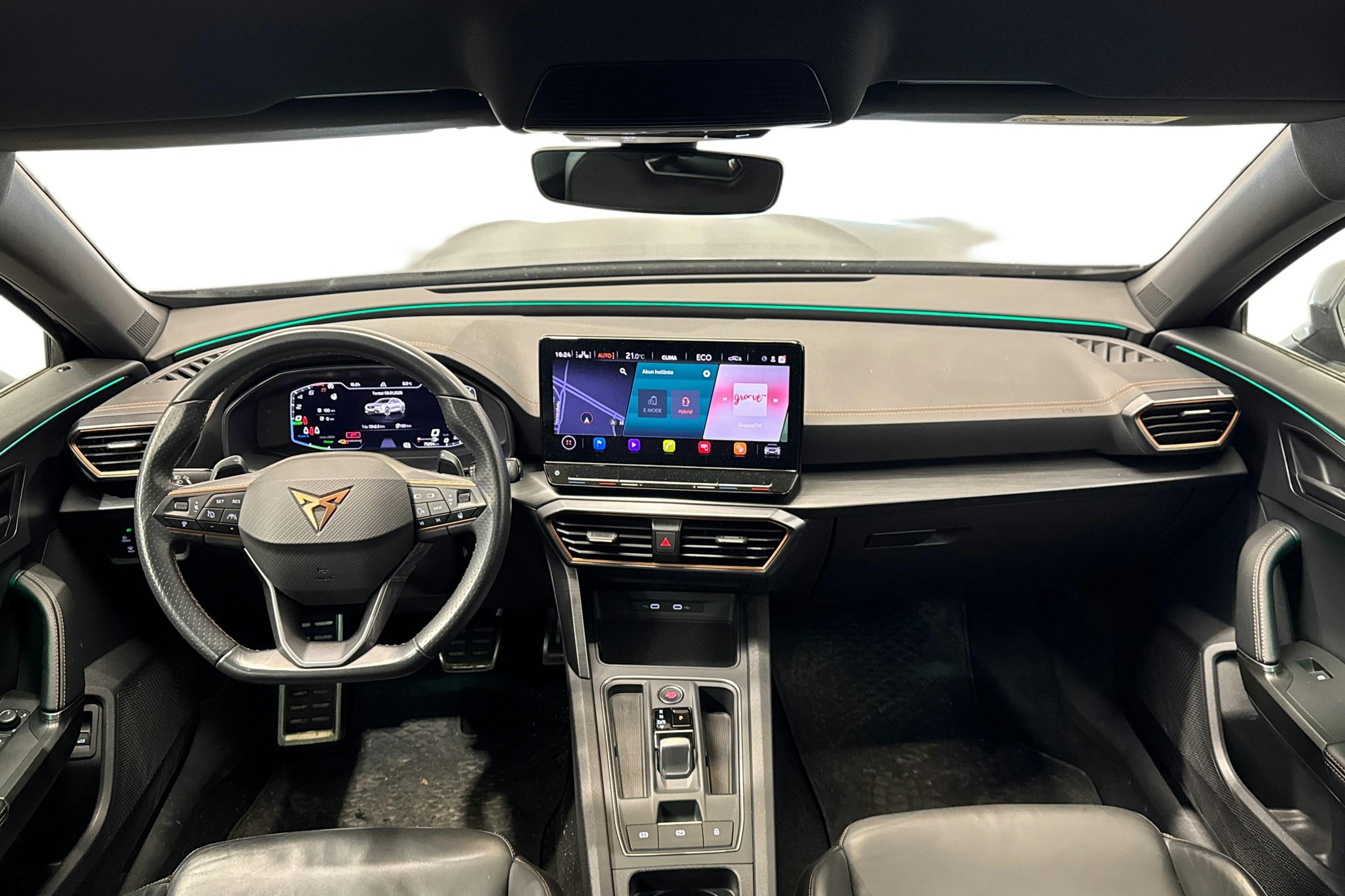 harmaa CUPRA Formentor 2022 kuva 9.