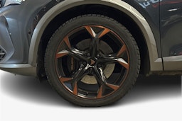 harmaa CUPRA Formentor 2022 kuva 11.