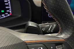 harmaa CUPRA Formentor 2022 kuva 19.