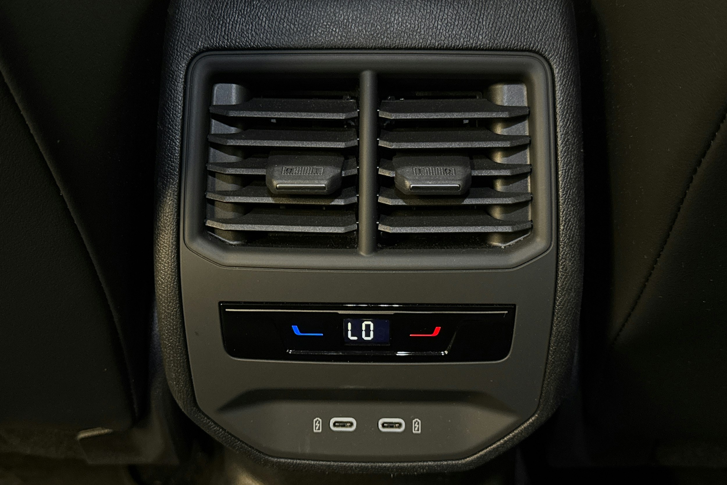 harmaa CUPRA Formentor 2022 kuva 25.