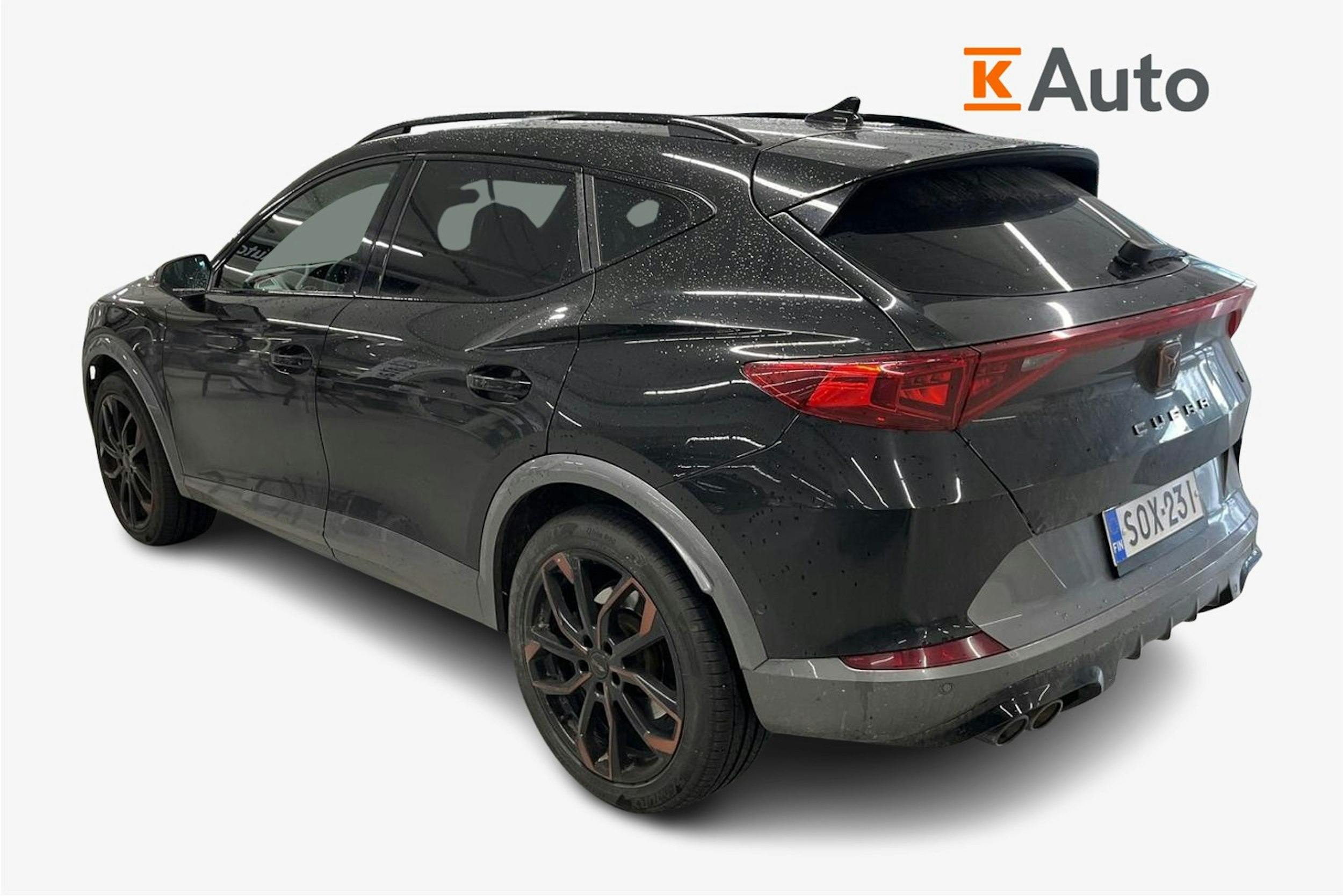 musta CUPRA Formentor 2022 kuva 2.