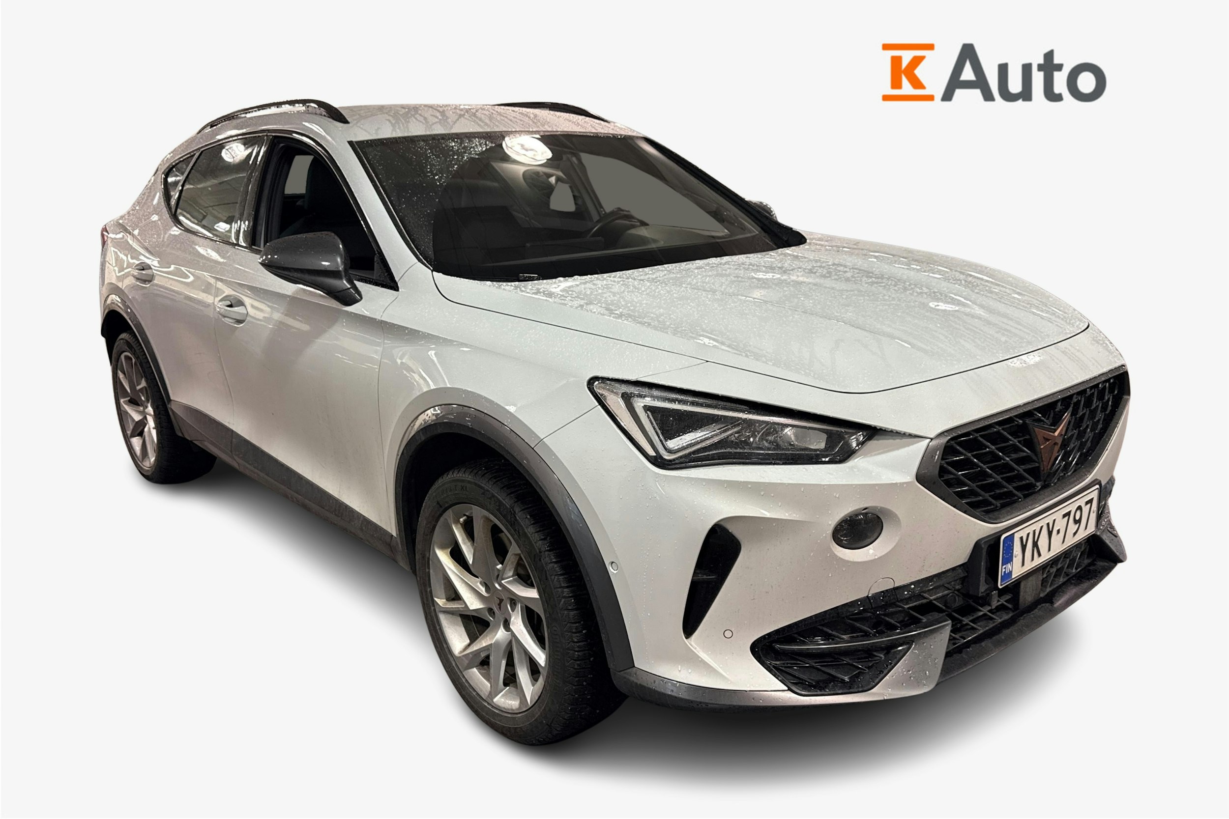 Valkoinen CUPRA Formentor 2022 kuva 1.
