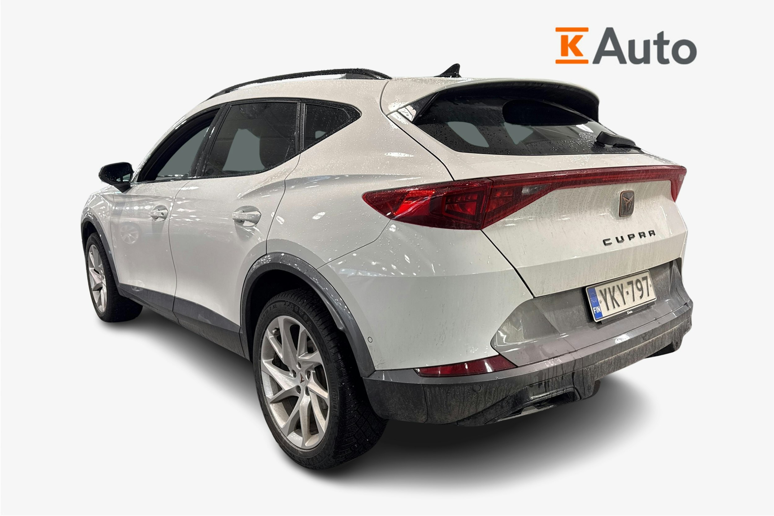 Valkoinen CUPRA Formentor 2022 kuva 2.