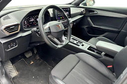 harmaa CUPRA Formentor 2022 kuva 3.