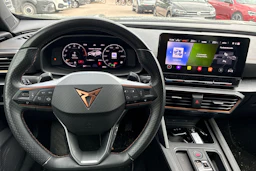 harmaa CUPRA Formentor 2022 kuva 4.