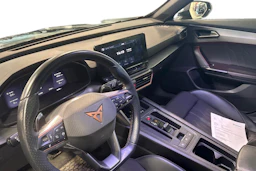 Musta CUPRA Formentor 2022 kuva 3.