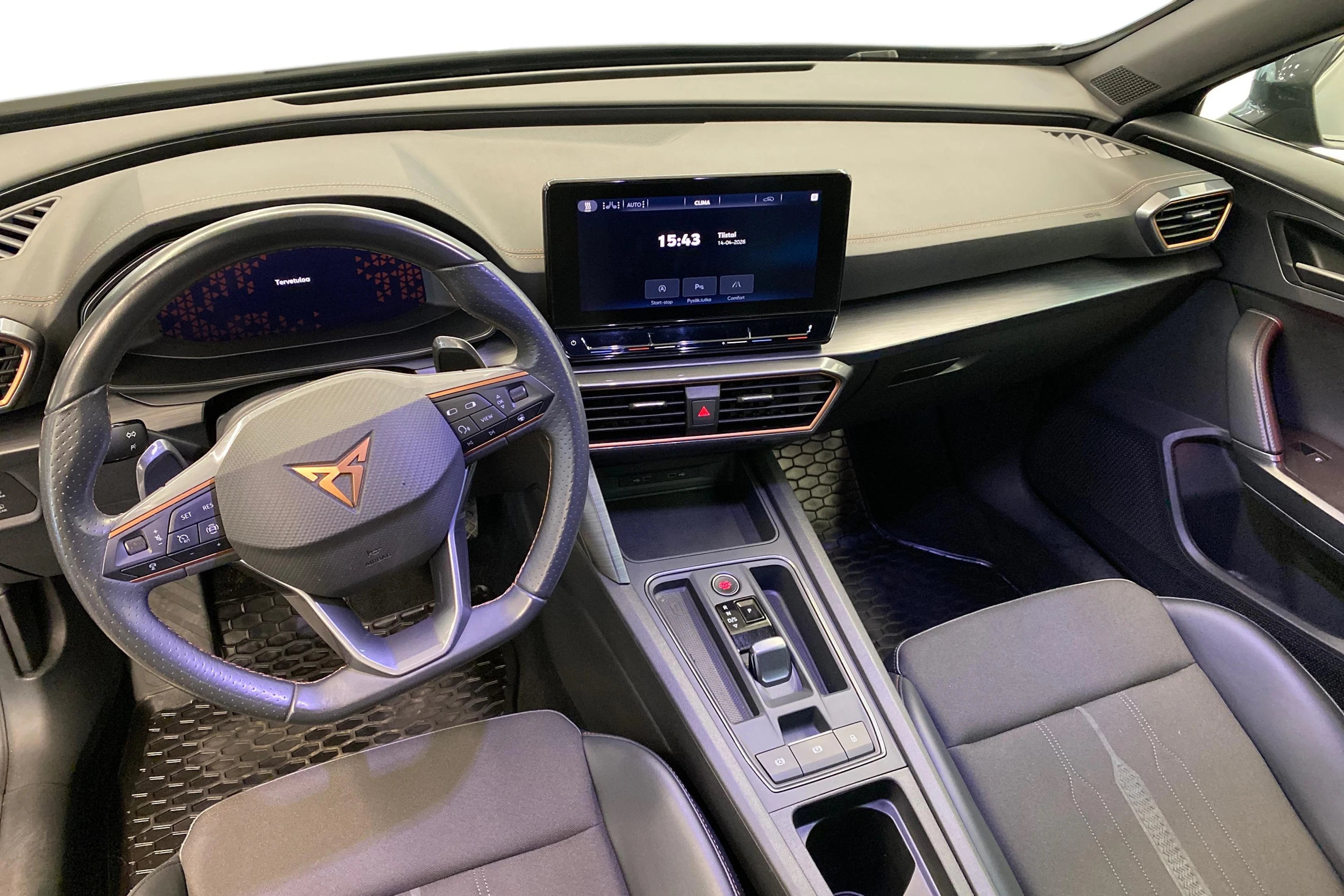 Musta CUPRA Formentor 2022 kuva 7.