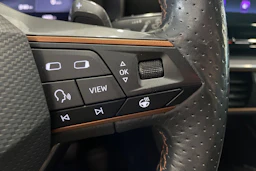 harmaa CUPRA Formentor 2022 kuva 17.