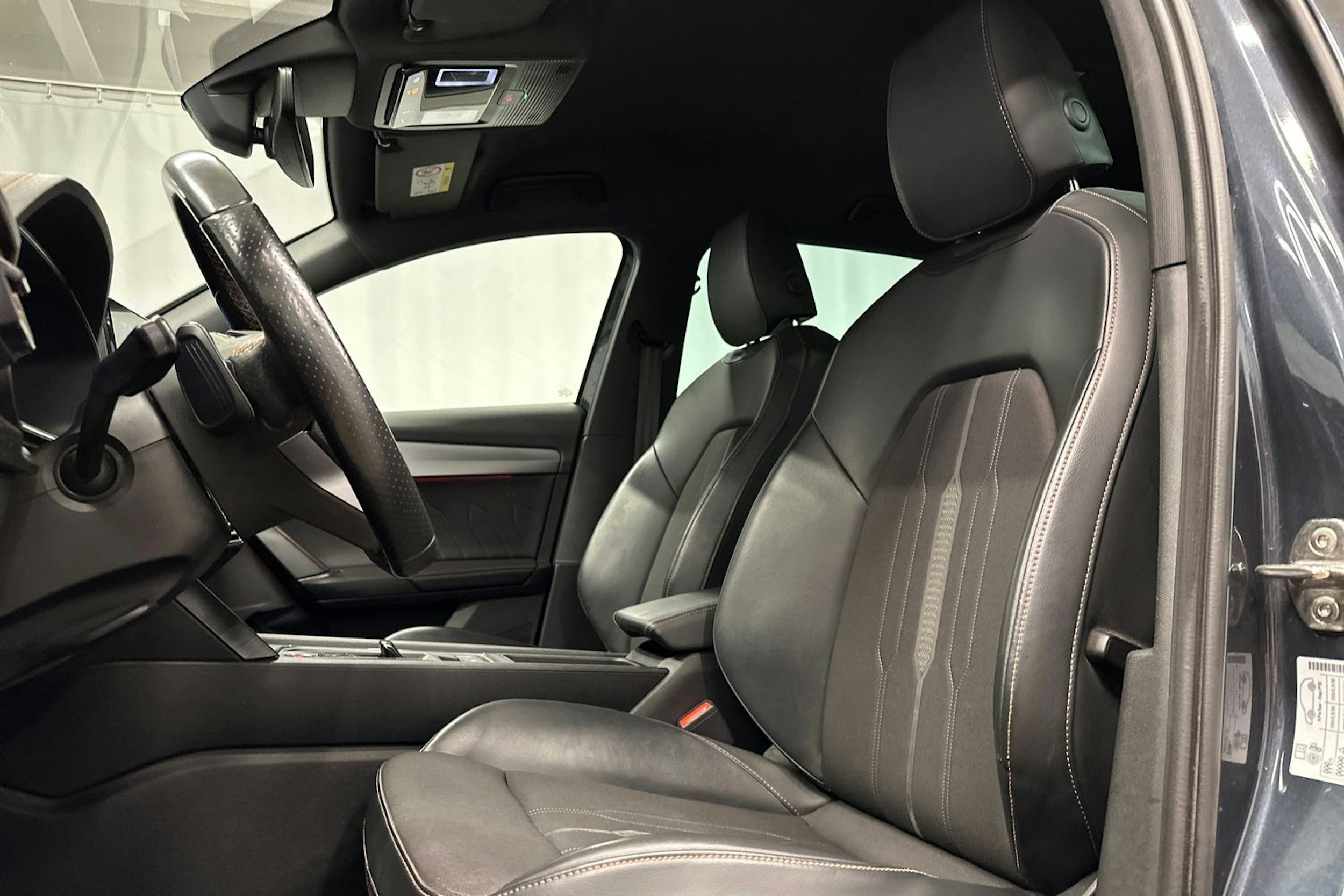 harmaa CUPRA Formentor 2022 kuva 15.