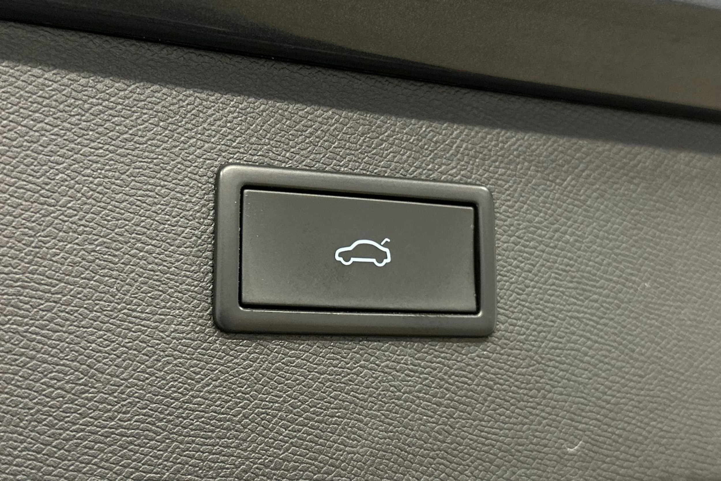harmaa CUPRA Formentor 2022 kuva 27.