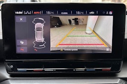 punainen CUPRA Formentor 2022 kuva 23.