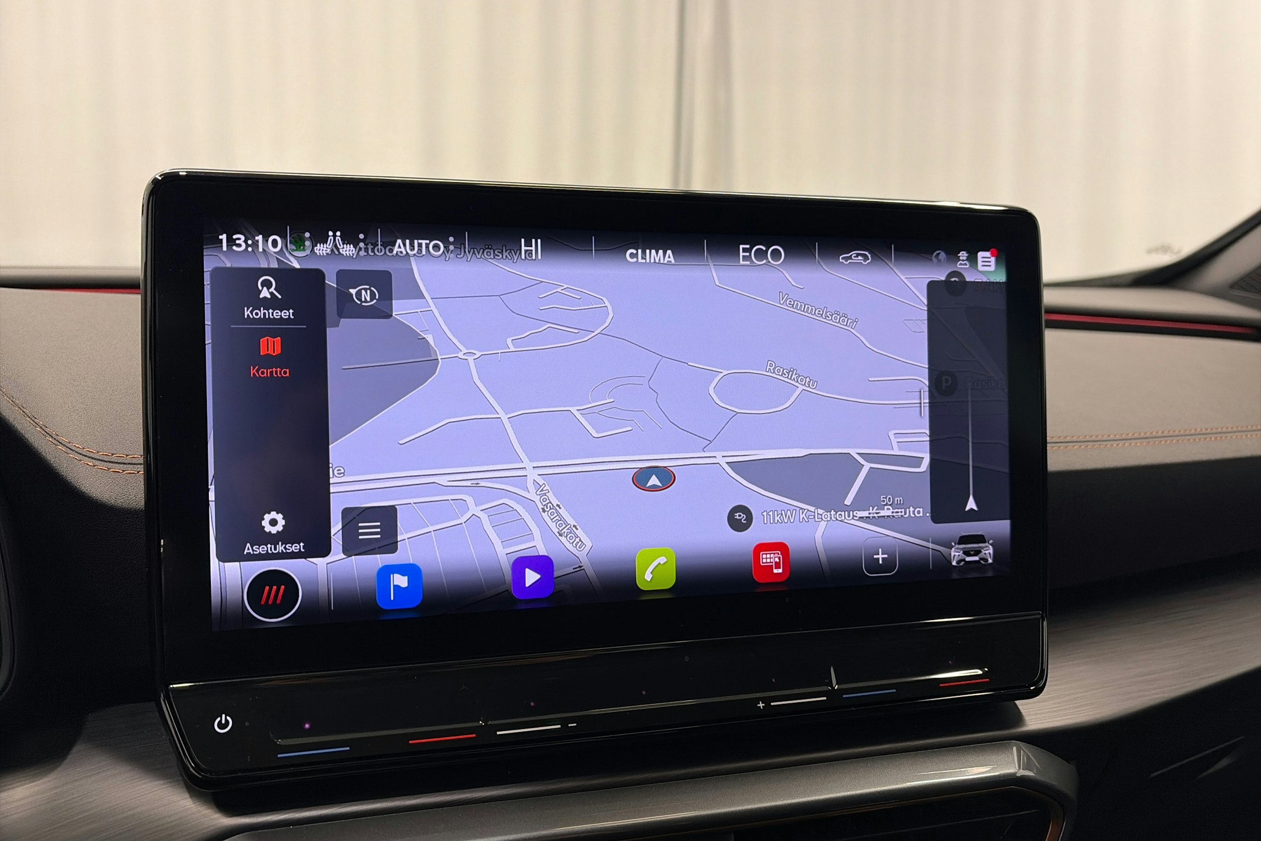 harmaa CUPRA Formentor 2022 kuva 17.