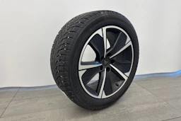 punainen CUPRA Formentor 2022 kuva 10.