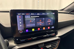 punainen CUPRA Formentor 2022 kuva 15.