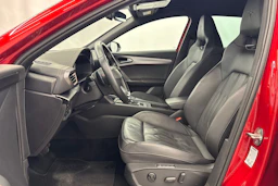 punainen CUPRA Formentor 2022 kuva 22.