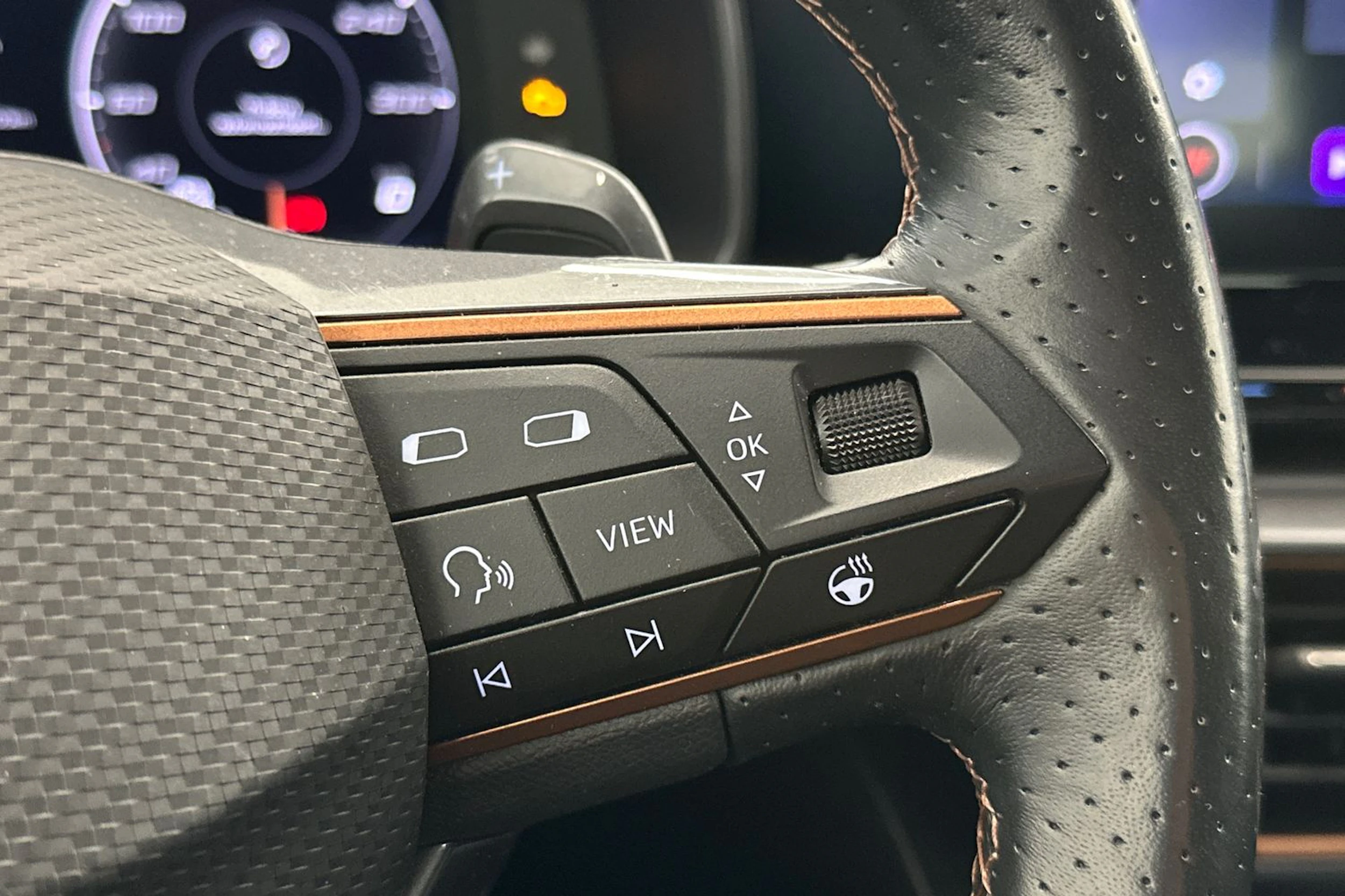 sininen CUPRA Formentor 2022 kuva 13.