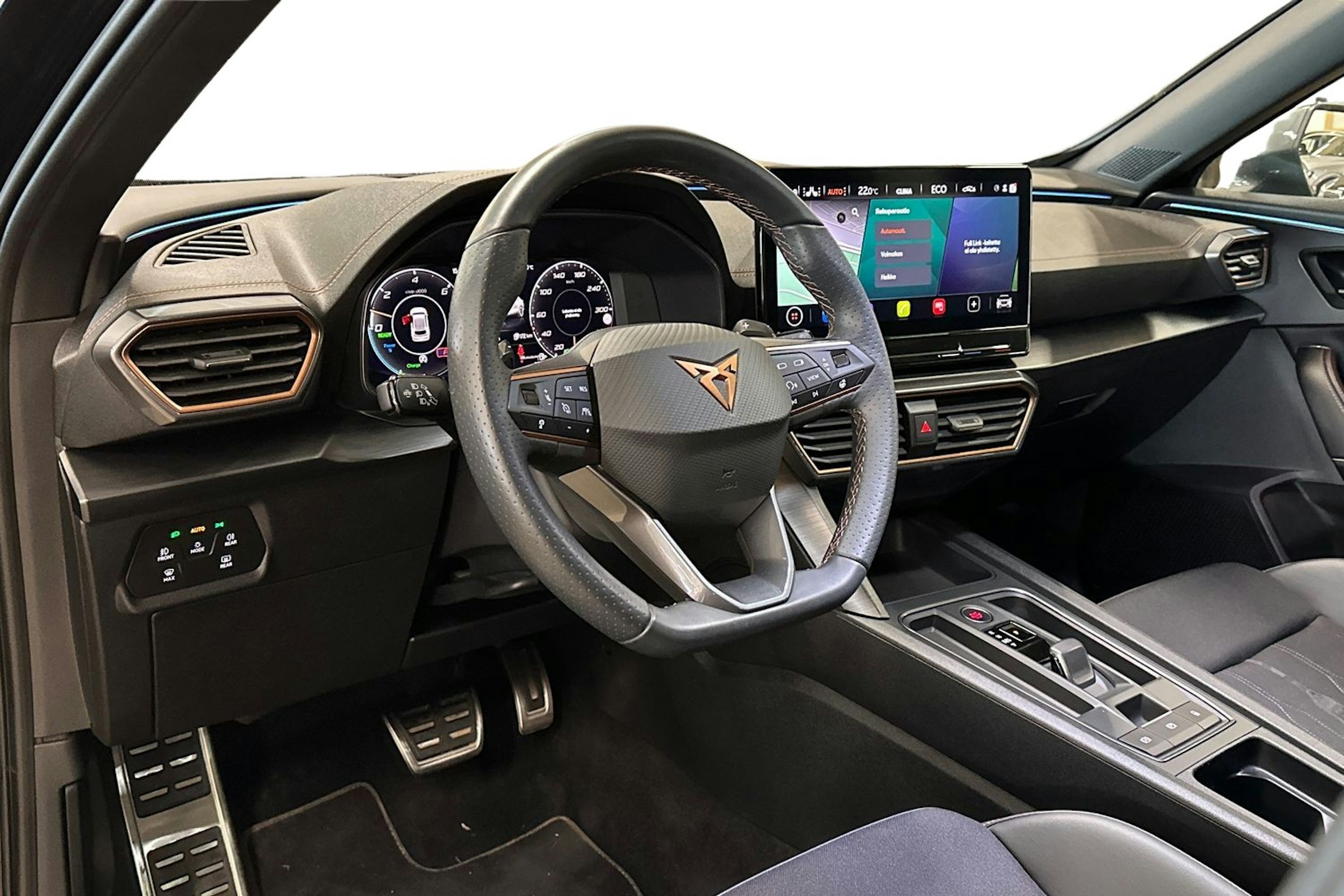 musta CUPRA Formentor 2022 kuva 3.