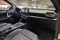 musta CUPRA Formentor 2022 kuva 12.