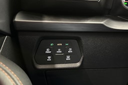 musta CUPRA Formentor 2022 kuva 27.
