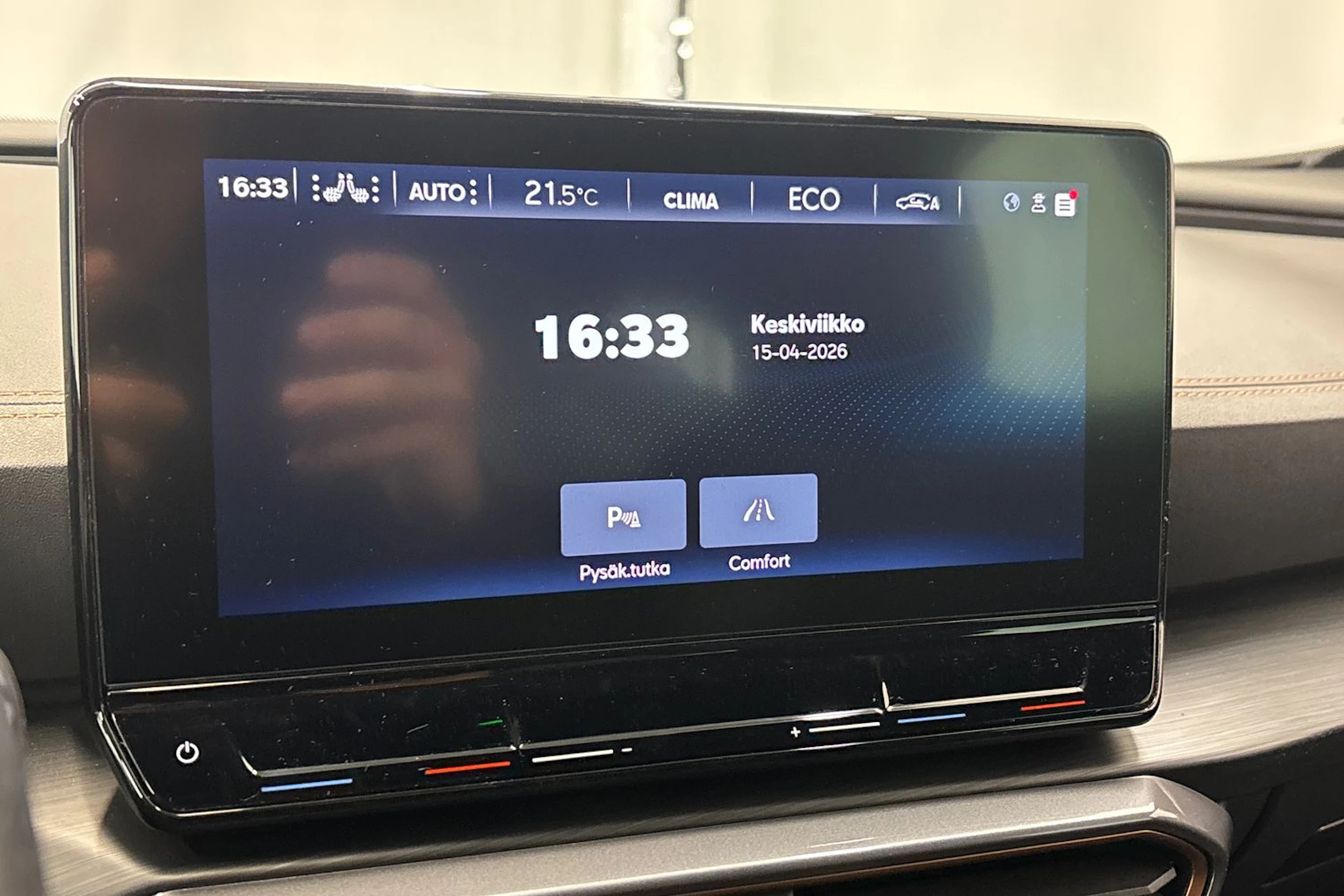 musta CUPRA Formentor 2023 kuva 23.