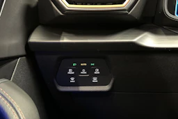 valkoinen CUPRA Formentor 2023 kuva 25.