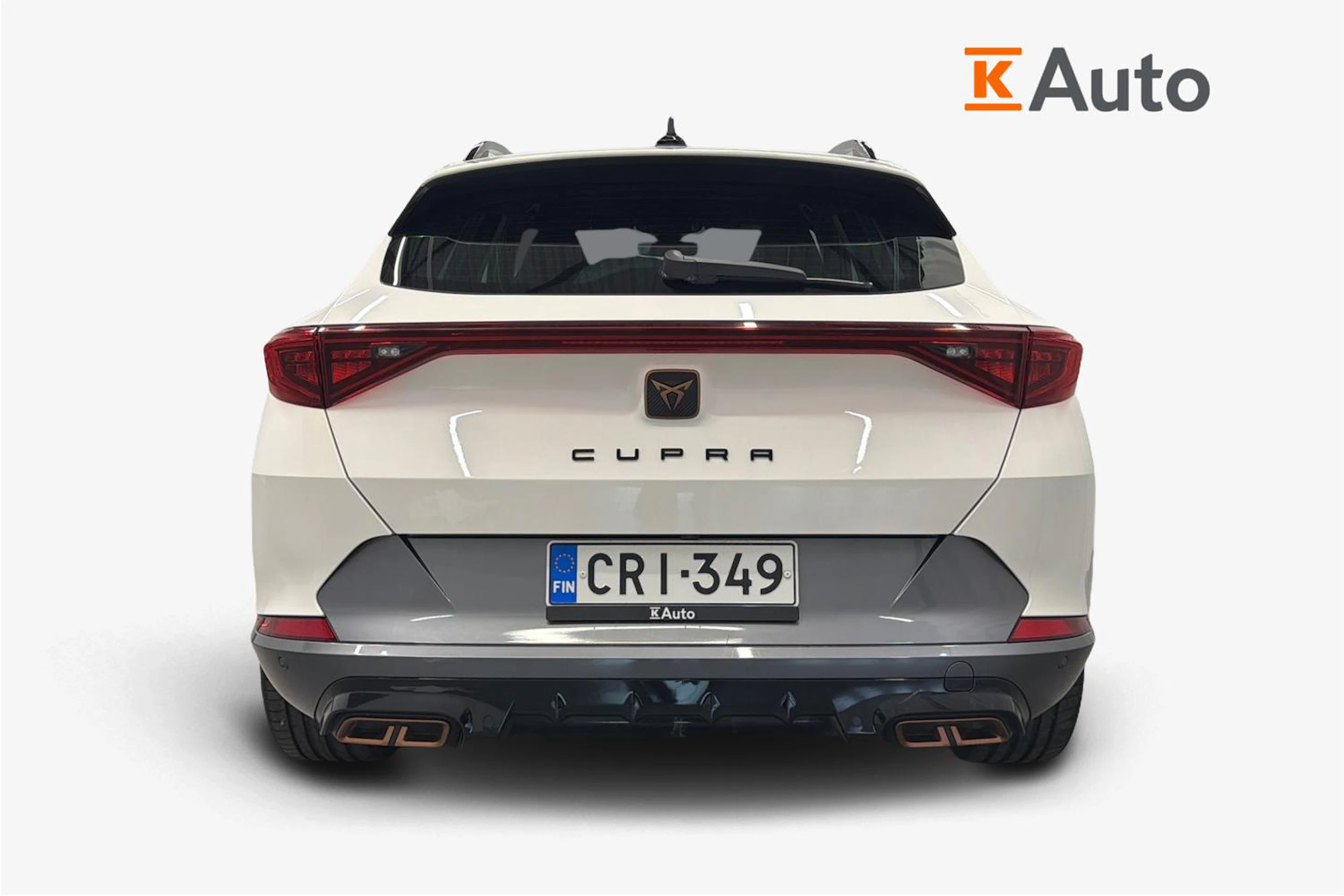 valkoinen CUPRA Formentor 2023 kuva 3.