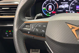 valkoinen CUPRA Formentor 2023 kuva 17.