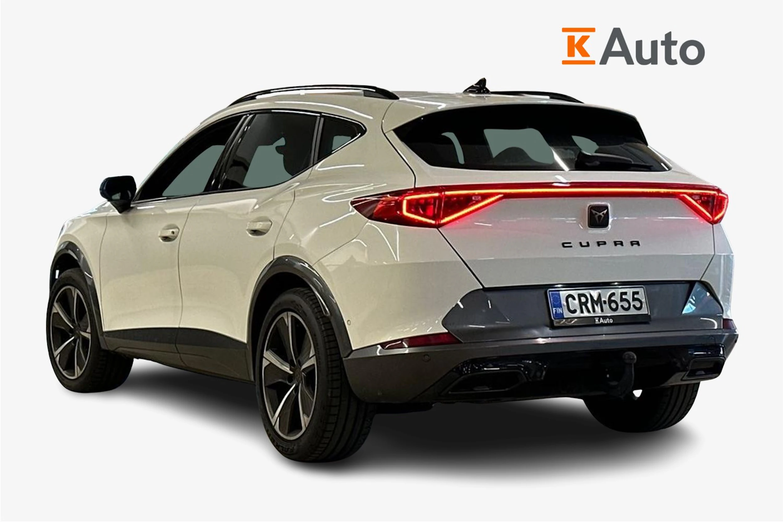 valkoinen CUPRA Formentor 2023 kuva 2.