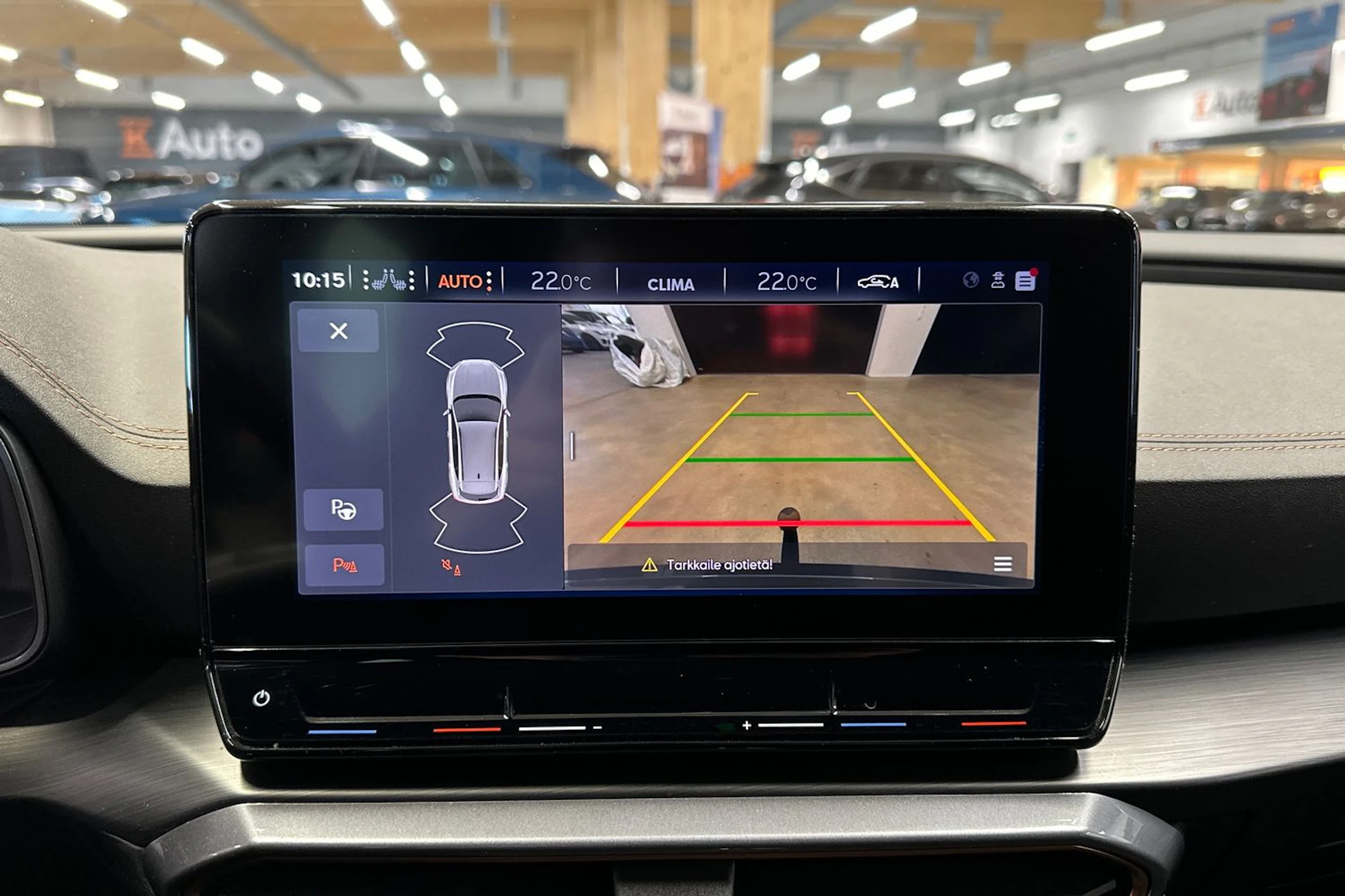 valkoinen CUPRA Formentor 2023 kuva 13.