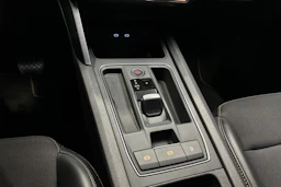valkoinen CUPRA Formentor 2023 kuva 17.