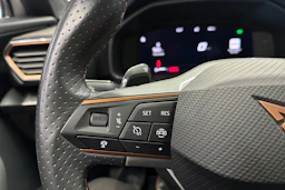 valkoinen CUPRA Formentor 2023 kuva 20.
