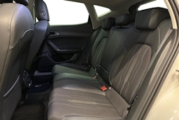 valkoinen CUPRA Formentor 2023 kuva 10.