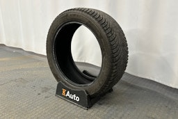 valkoinen CUPRA Formentor 2023 kuva 13.