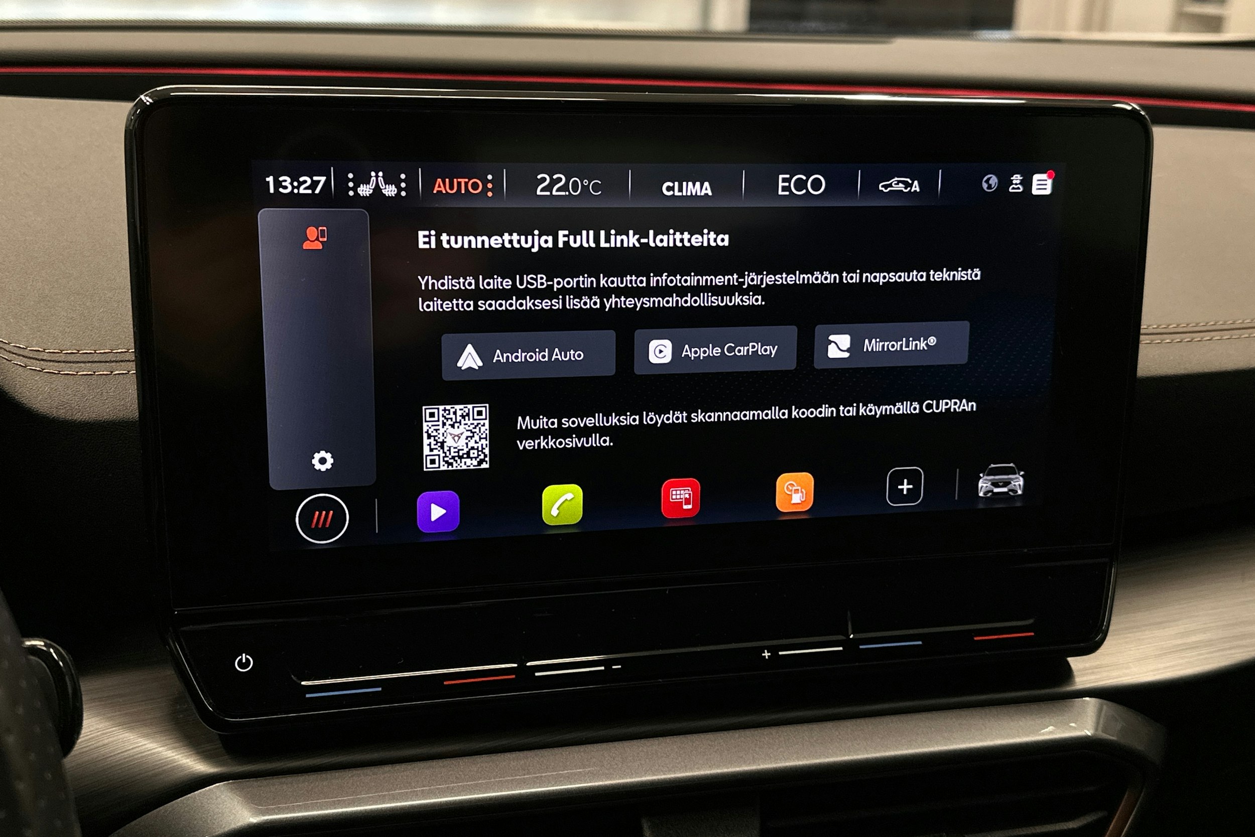 valkoinen CUPRA Formentor 2023 kuva 28.